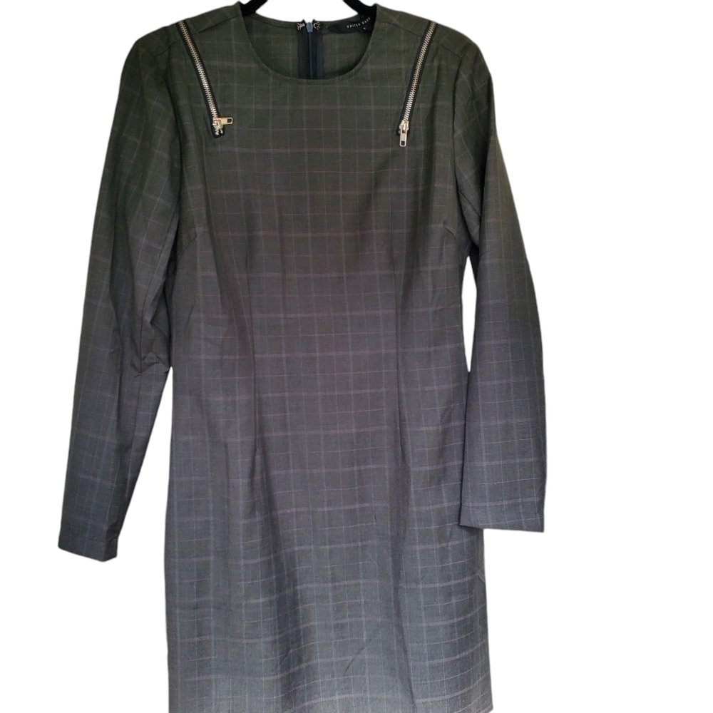Walter Baker Size 4 Gray Moto Sheath Power Dress Zipper Shoulders Office‎
